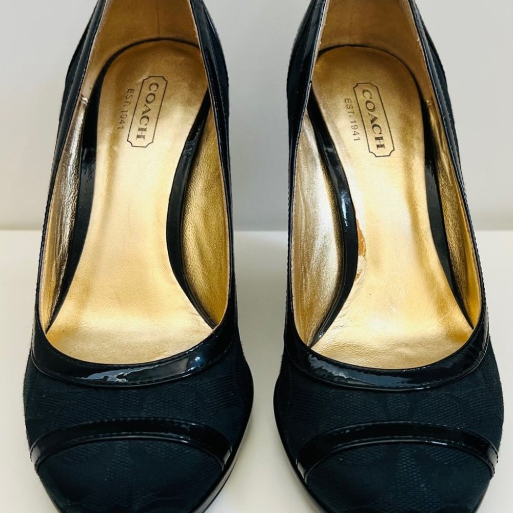 Coach Wedges
